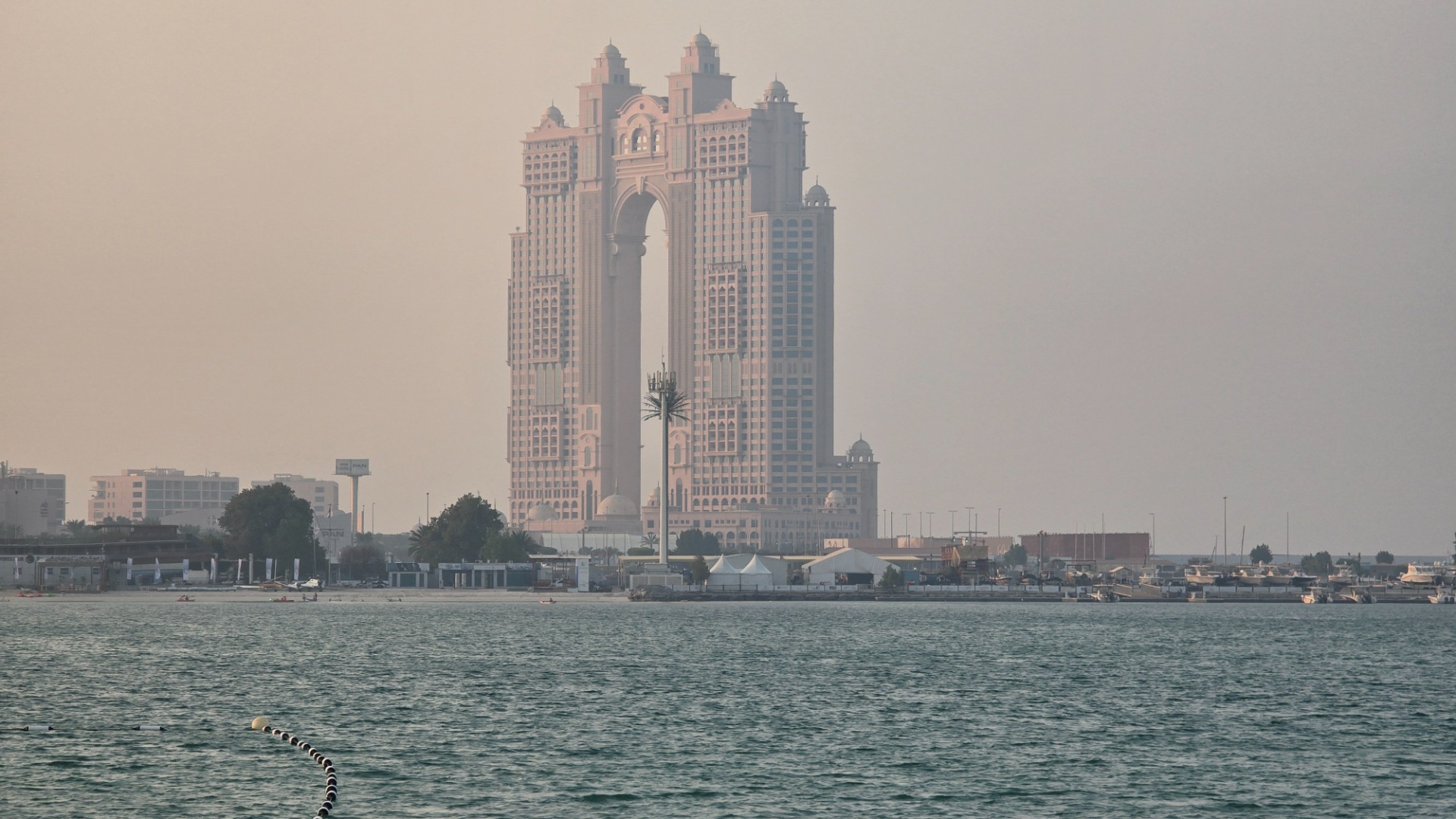 Emirates, Abu Dhabi