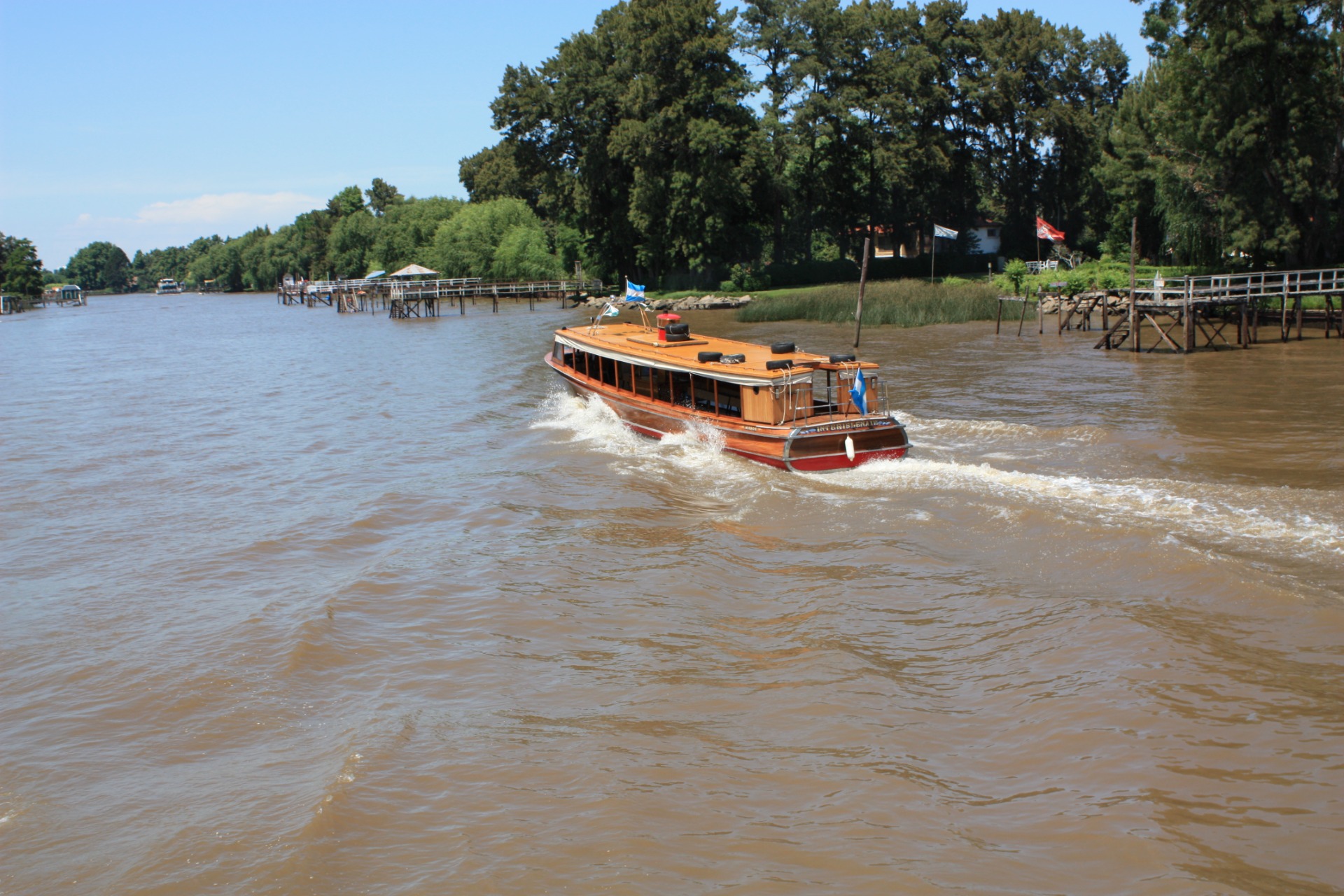 Passeio pelos canais del Tigre em Buenos Aires