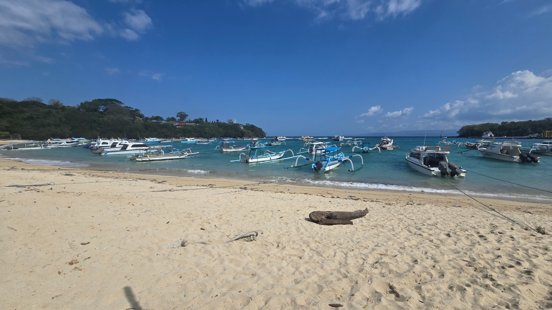 Padang Bay - Indonésia
