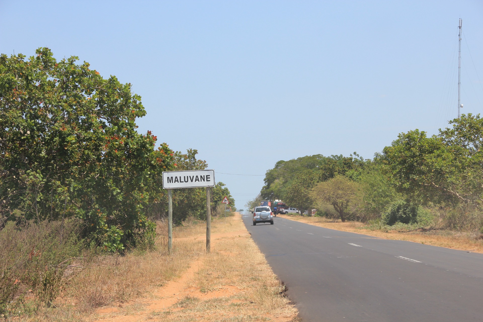 Paisagens ao longo da estrada de Vilanculos à Beira