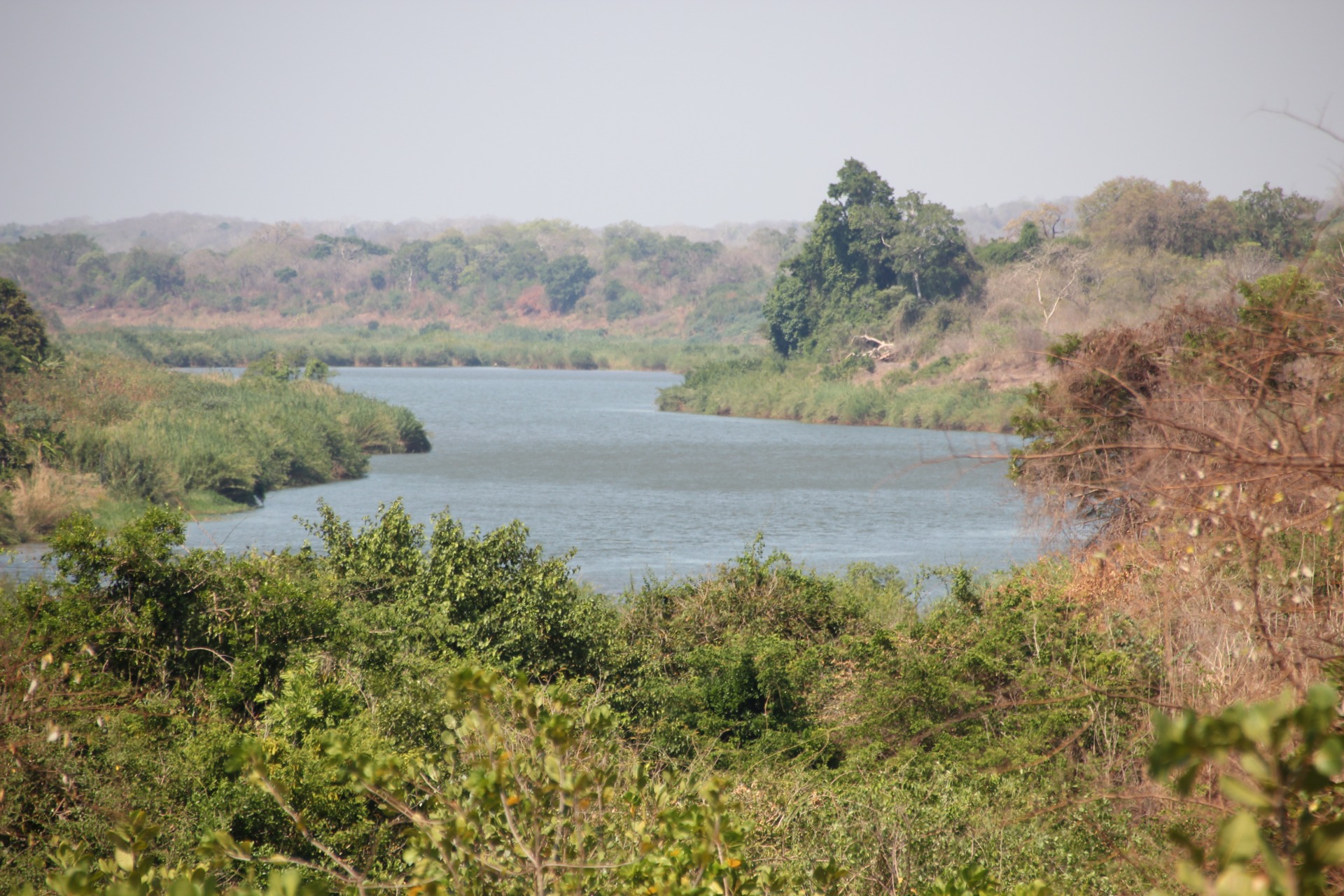 Paisagens ao longo da estrada de Vilanculos à Beira