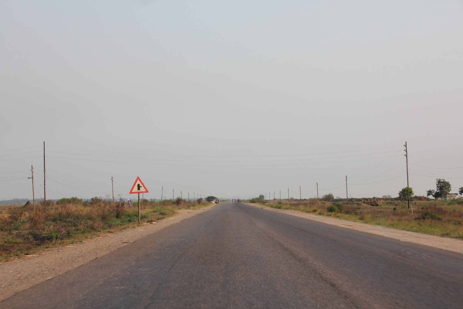 Paisagens ao longo da estrada de Vilanculos à Beira