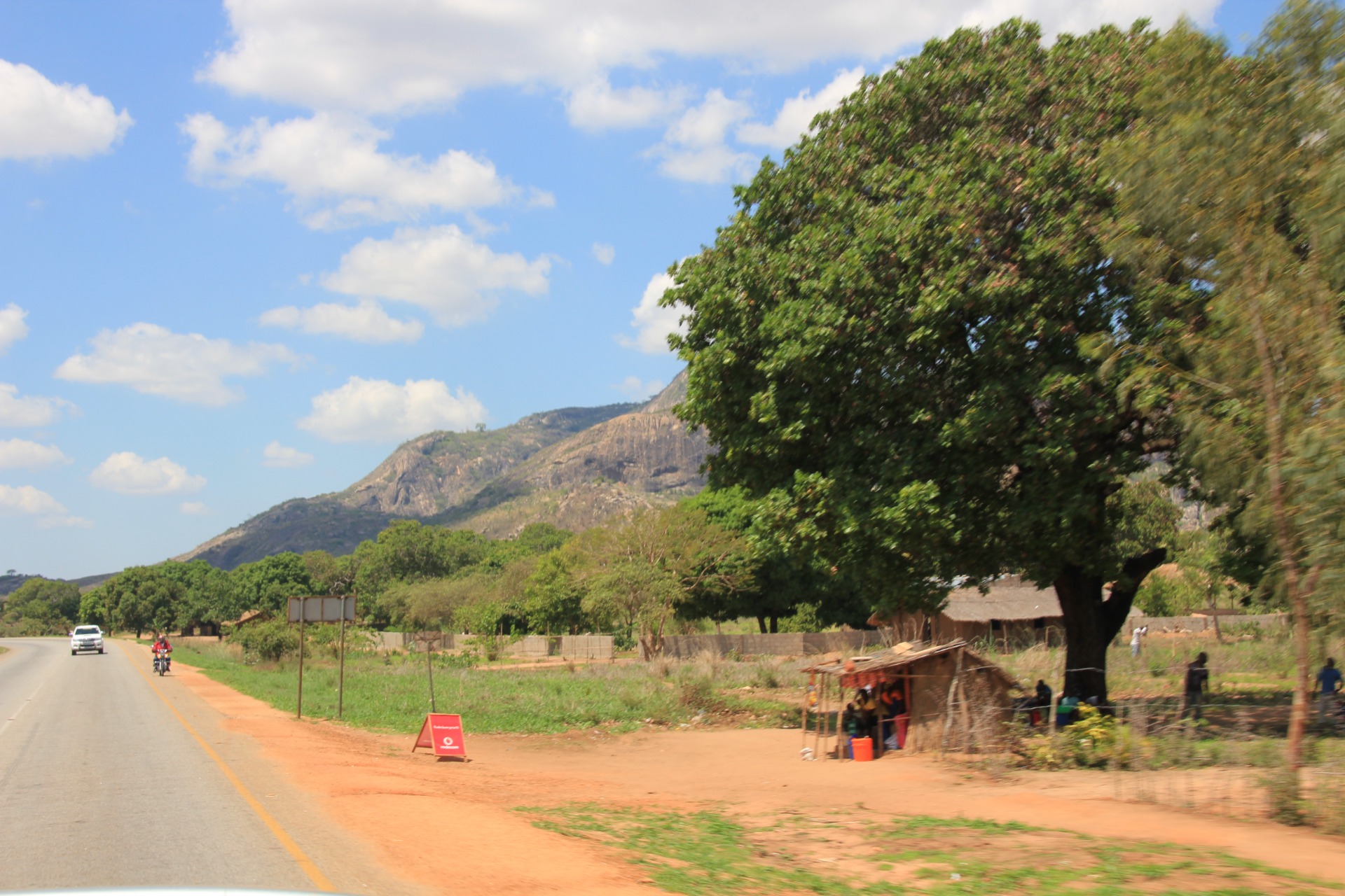 Paisagens ao longo da estrada de Nampula a Nacala