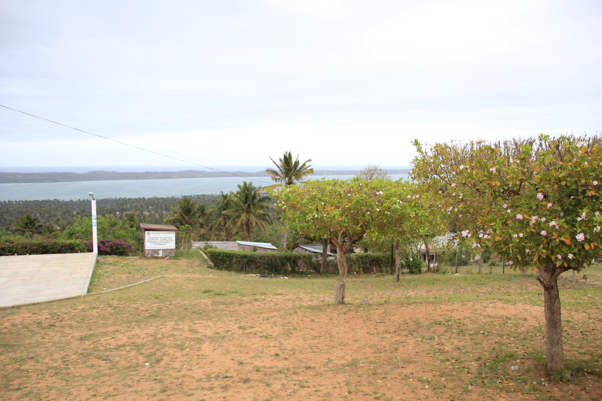 Paisagens ao longo da estrada de Bilene a Inhambane