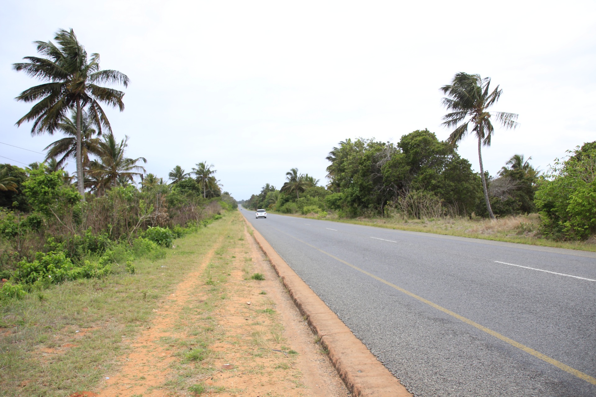 Paisagens ao longo da estrada de Bilene a Inhambane