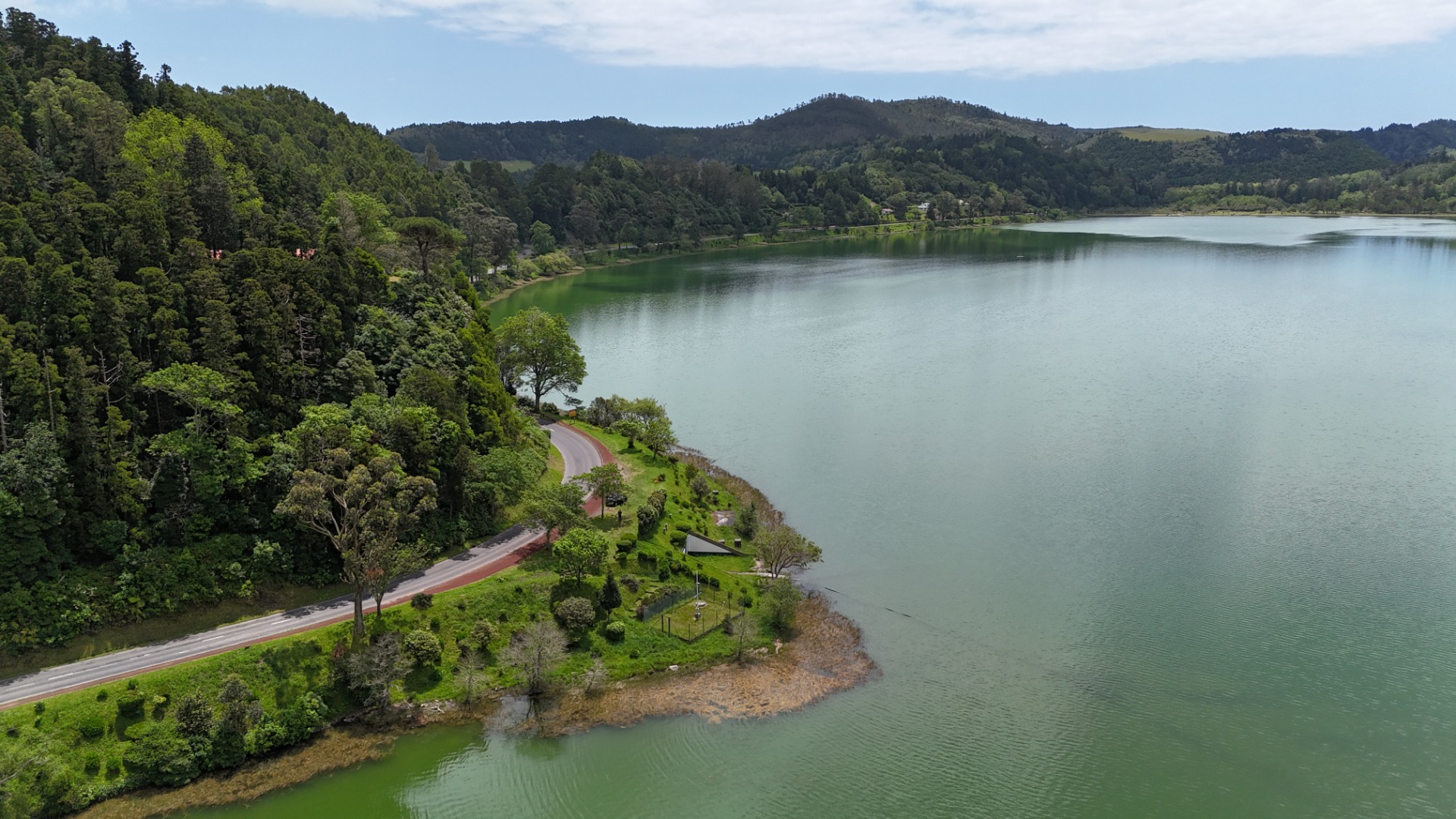 Furnas e o famoso cozido das Furnas. Ilha de São Miguel