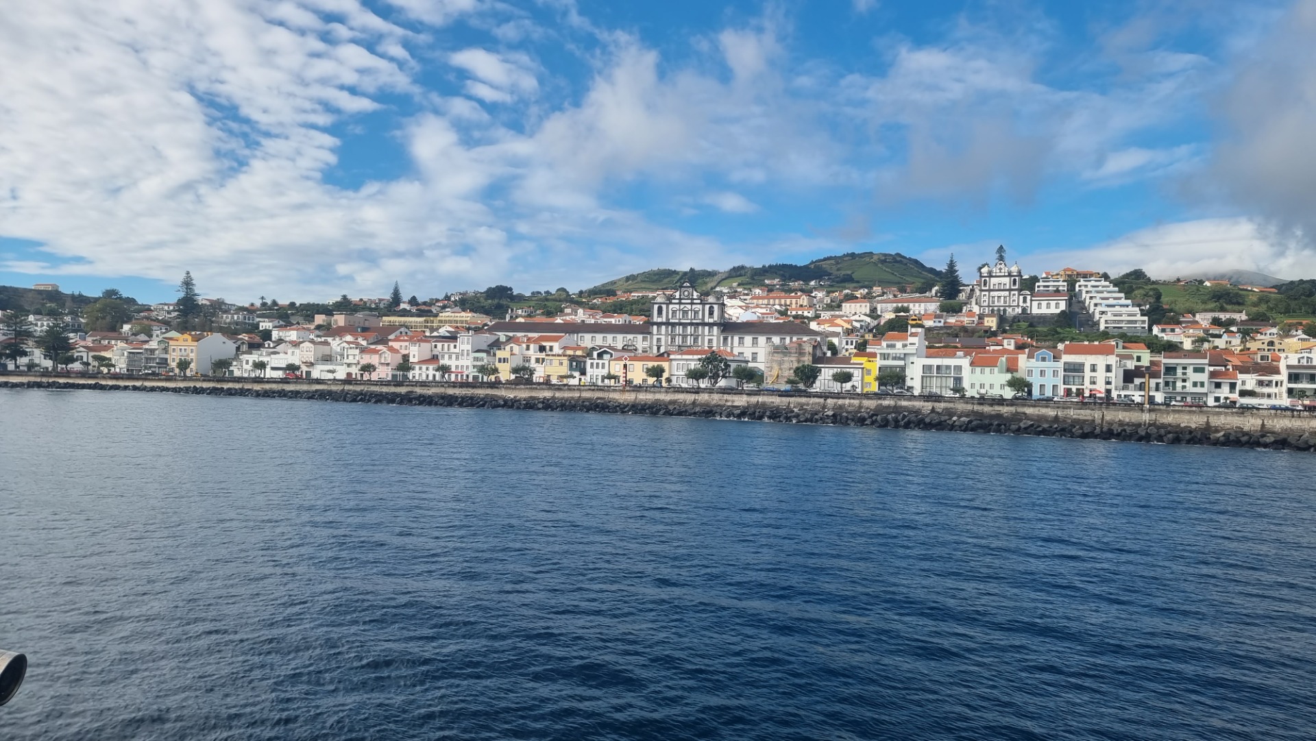 Visitando a Ilha do Faial (Açores)