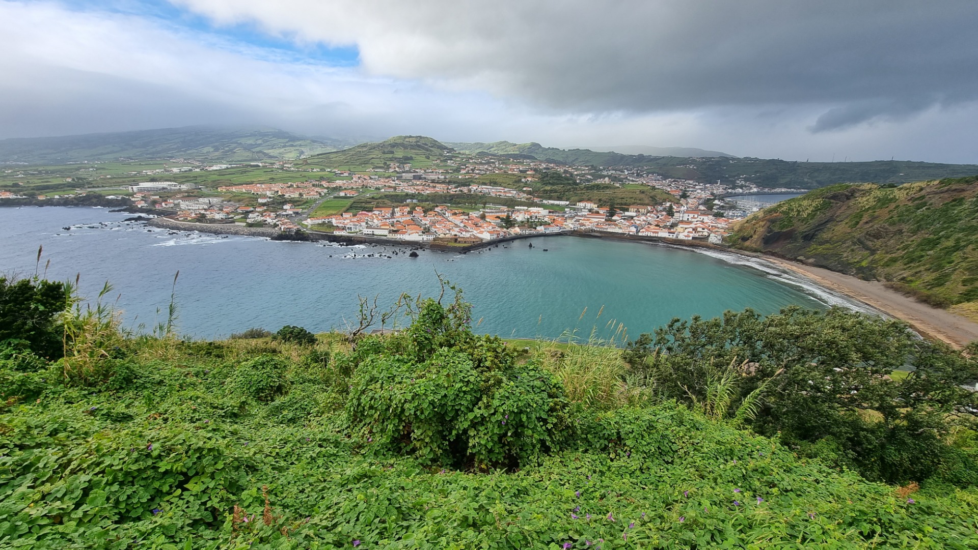 Visitando a Ilha do Faial (Açores)