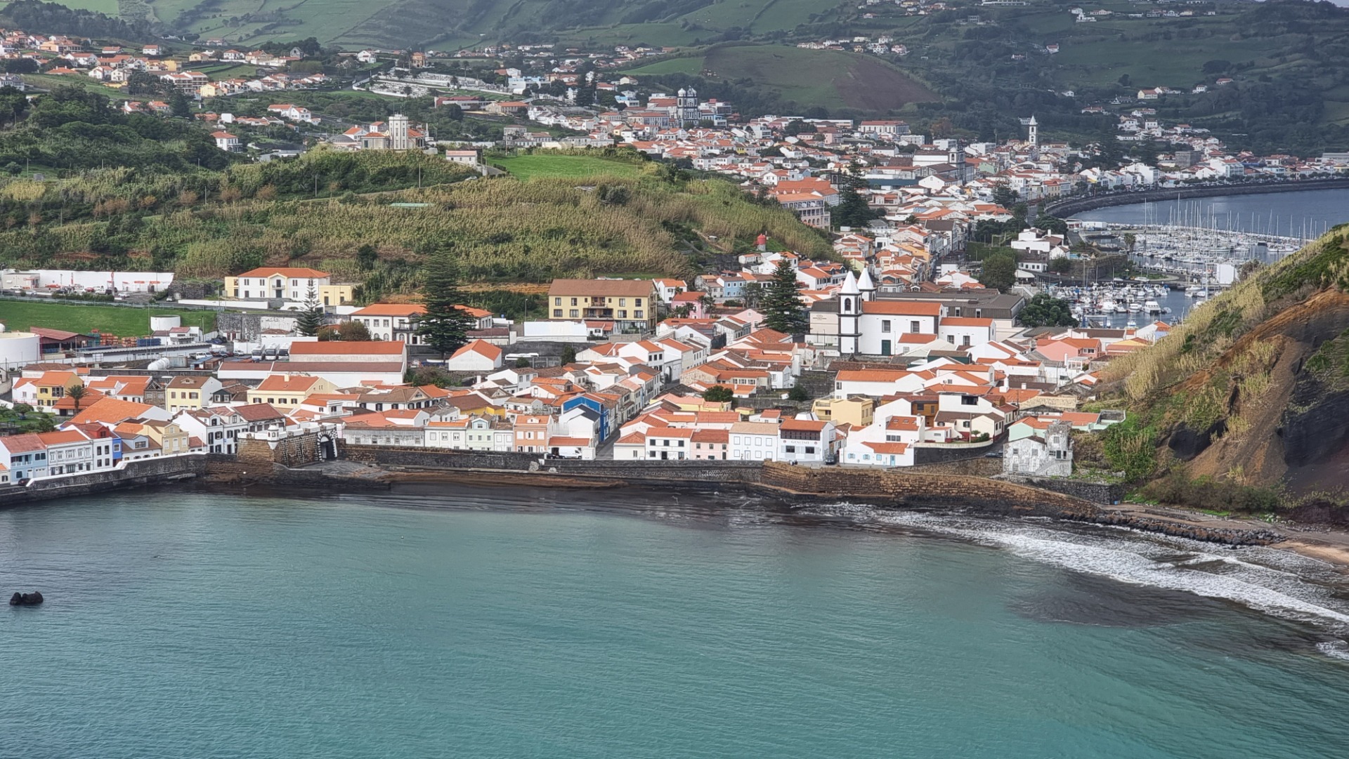 Visitando a Ilha do Faial (Açores)
