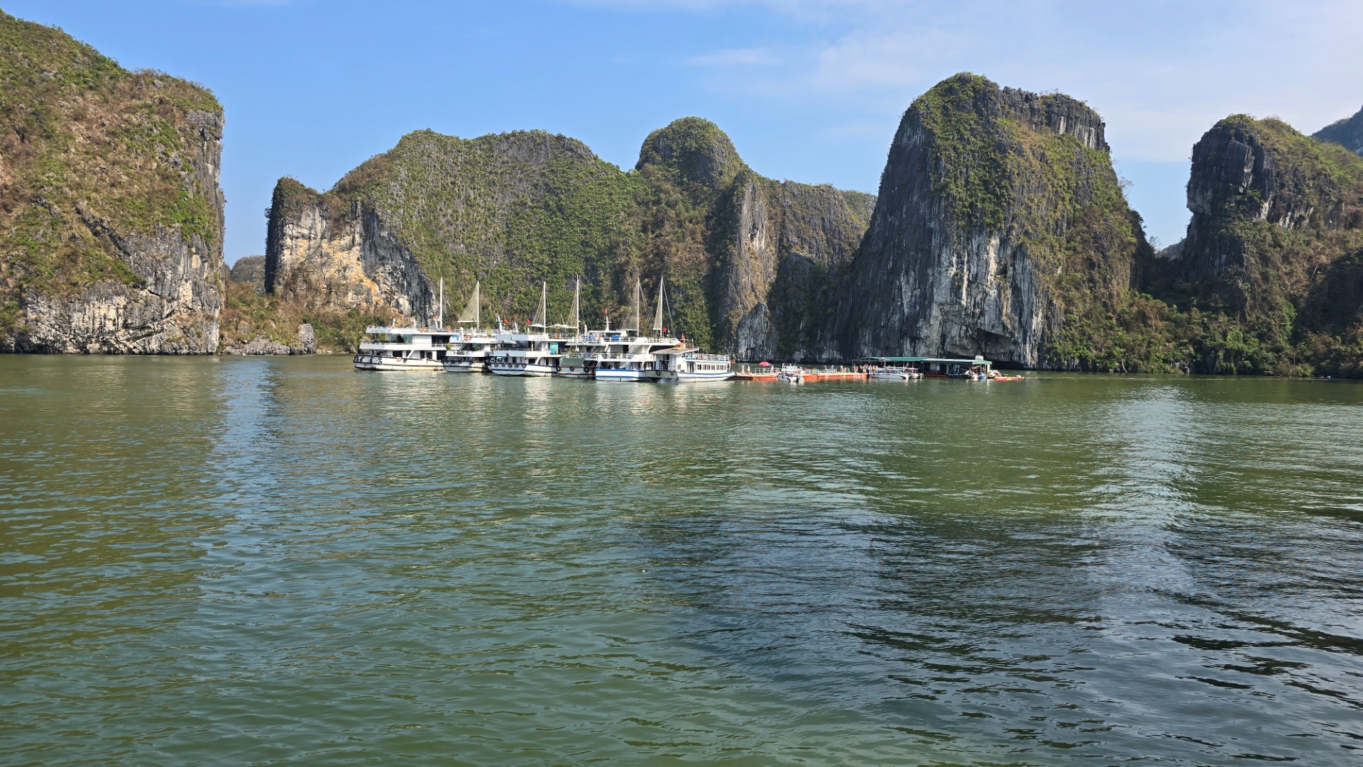 Ha Long Bay. Hanoi, Vietname