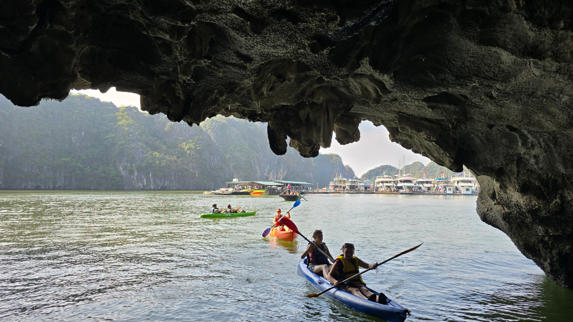 Ha Long Bay. Hanoi, Vietname