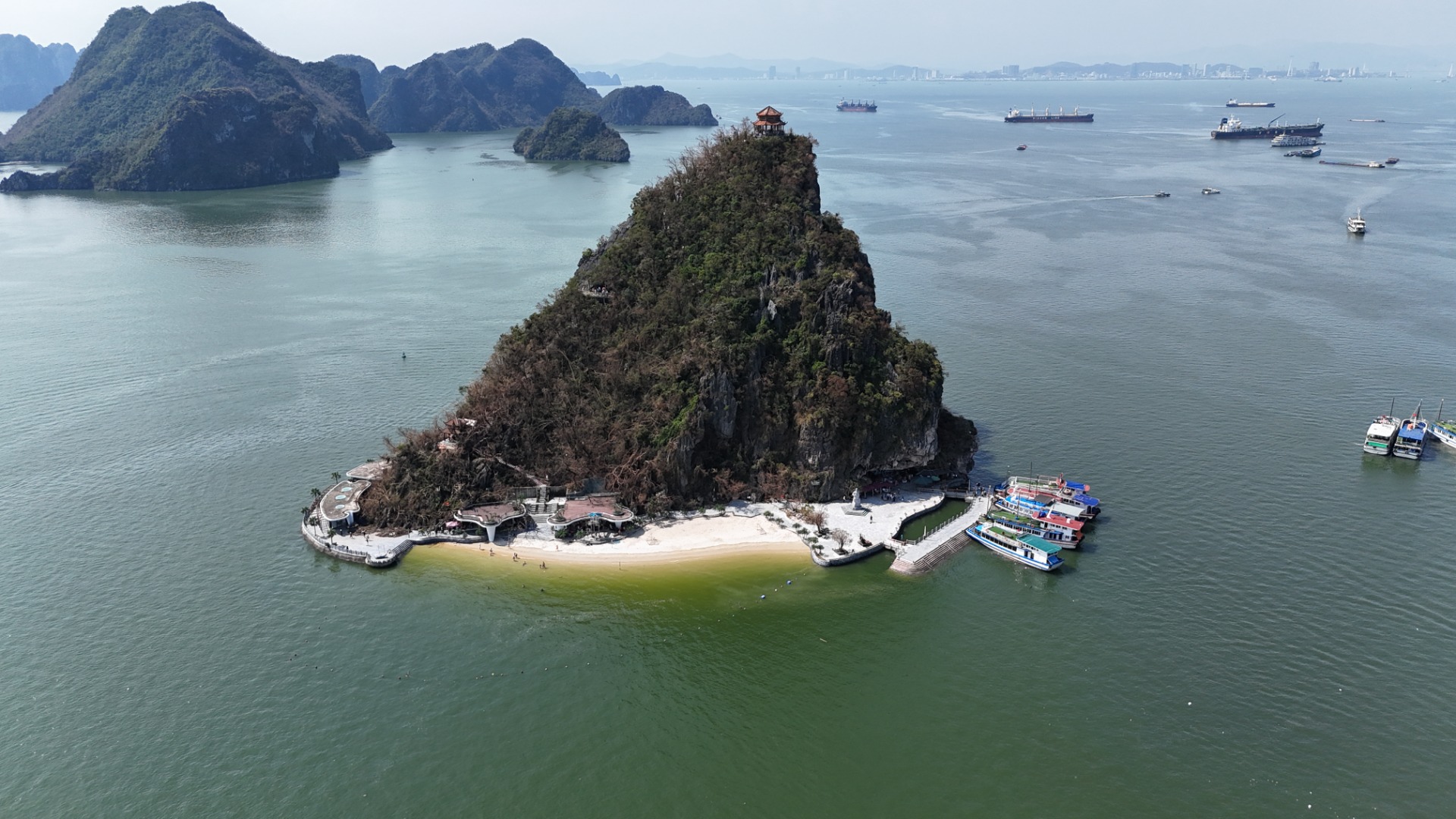 Ha Long Bay. Hanoi, Vietname