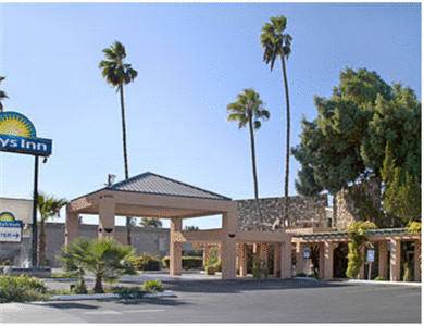 Knights Inn Fresno