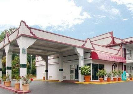 Econo Lodge West Gainesville