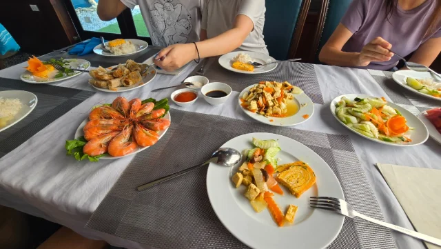 Ha Long Bay, Hanoi - Vietname