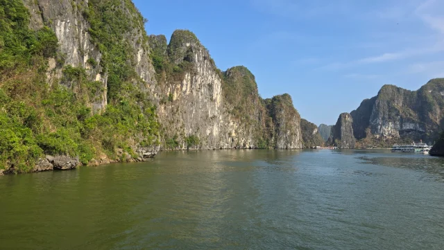 Ha Long Bay, Hanoi - Vietname