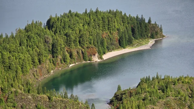 Lagoa do Fogo