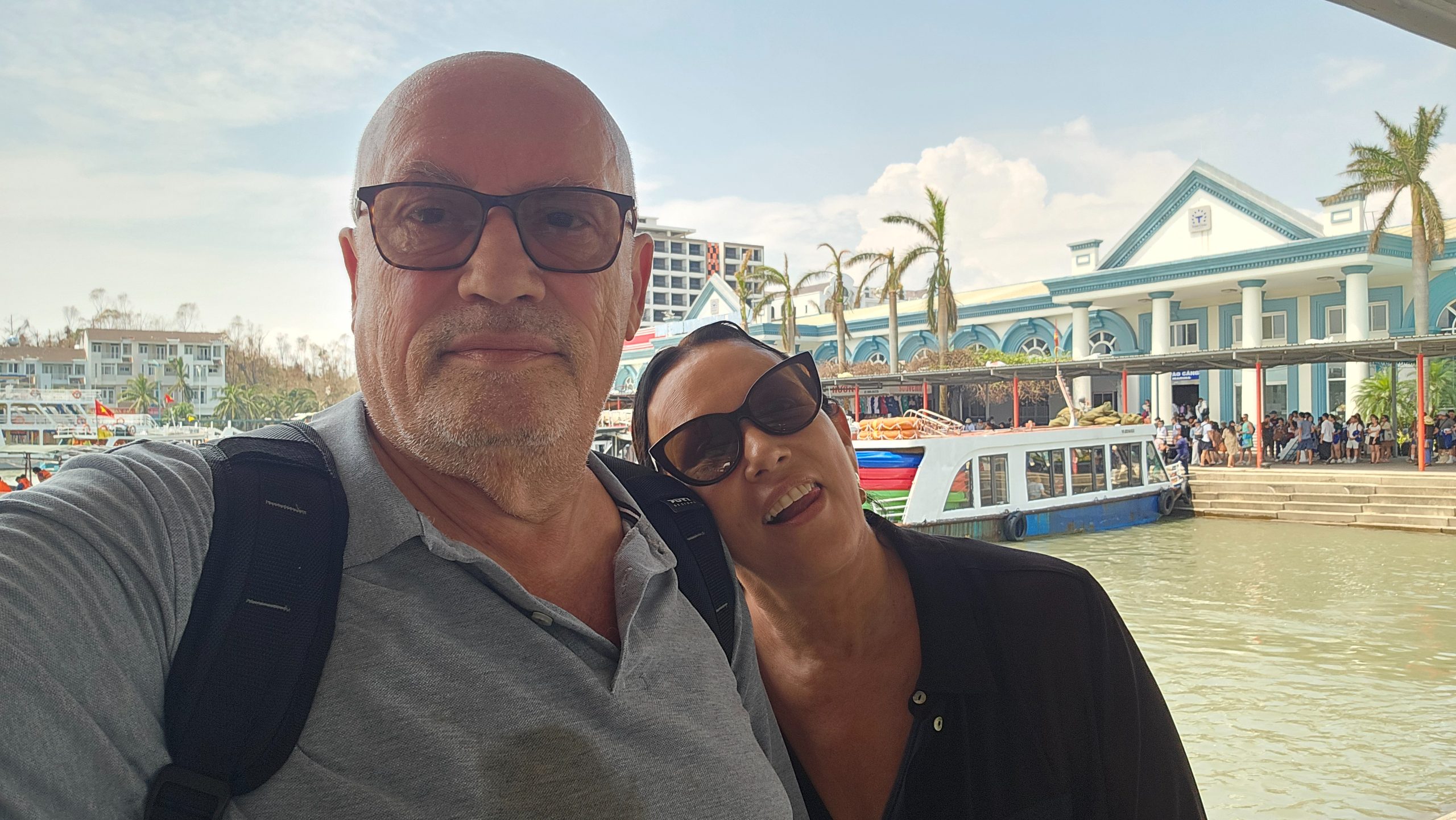Não podíamos perder o passeio na Bahia de HaLong